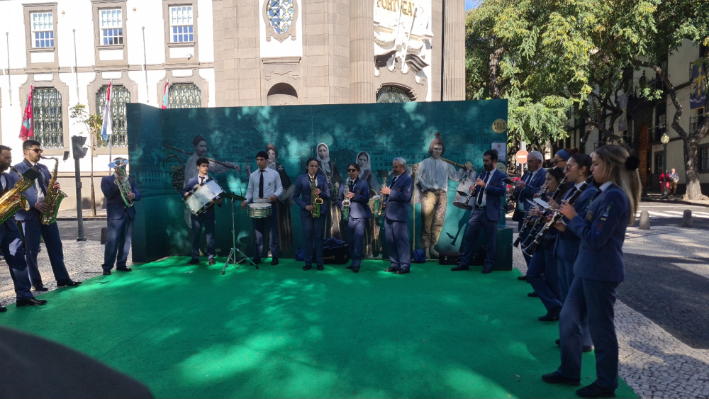 Banda da Ribeira Brava animou Funchal (com vídeo)