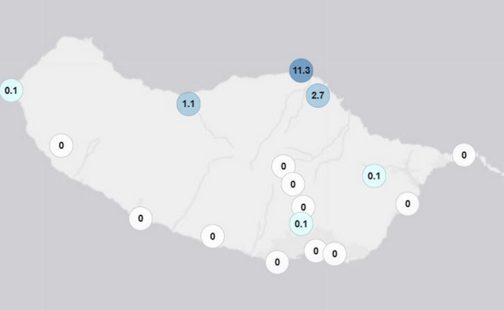 Chuva surpreende em São Jorge, em Santana