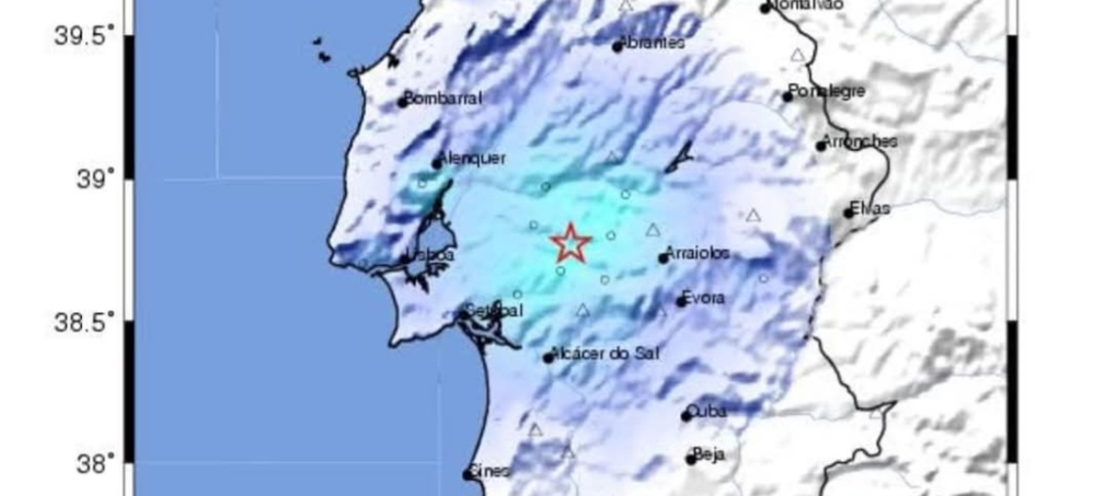 Terra tremeu em Évora