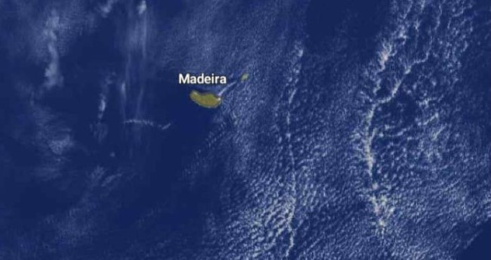 Dia de céu limpo e com temperaturas a subir