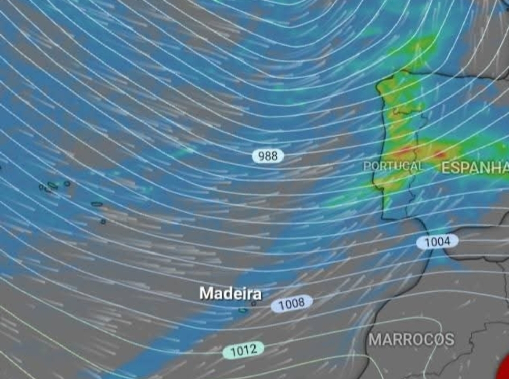 Depressão Leonardo traz chuva, vento e agitação marítima