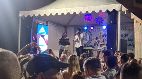 Ricardo Madeira canta "Bailinho da Madeira" na Festa da Ajuda (com v&iacute;deo)