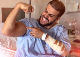 Escritor Pedro Chagas Freitas escreve sobre jovem que perdeu as duas pernas