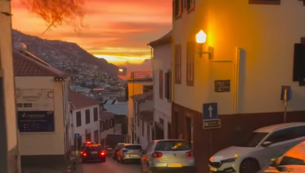 Telhado de casa desaba no Funchal