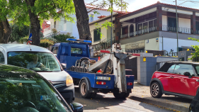 PSP chamada a rebocar carros, na Pena