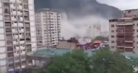Sismo na Venezuela destruiu edif&iacute;cios. Presidente da Rep&uacute;blica acompanha a situa&ccedil;&atilde;o (com v&iacute;deo)