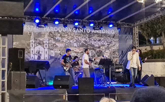 Vasco & Gerardo na Festa de Santo António (vídeo)