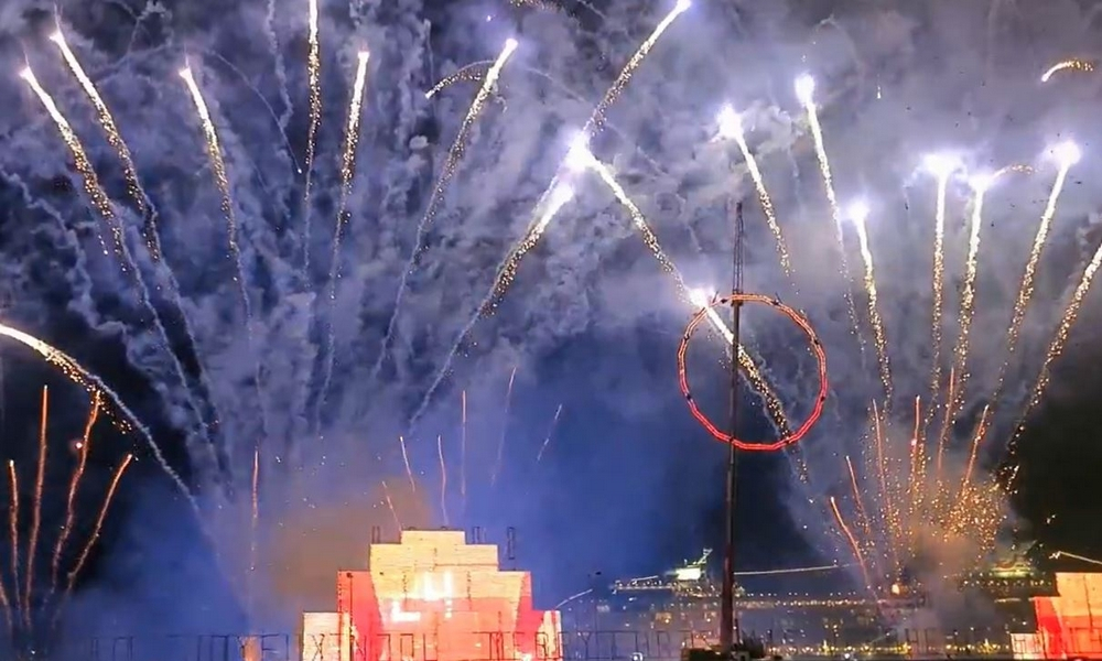 Fogo de artifício abrilhantou passagem de ano na Madeira. Veja o vídeo
