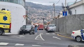 Inc&ecirc;ndio mobiliza bombeiros, no Funchal