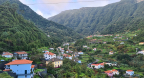 Casal de turistas com crian&ccedil;a de 5 anos perdidos nas serras da Boaventura
