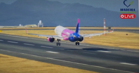 Avi&atilde;o aborta aterragem no &uacute;ltimo segundo (com v&iacute;deo)