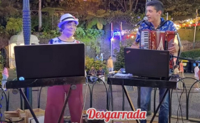 Desgarrada Aldora &amp; Roberto Jardim. Veja o v&iacute;deo.