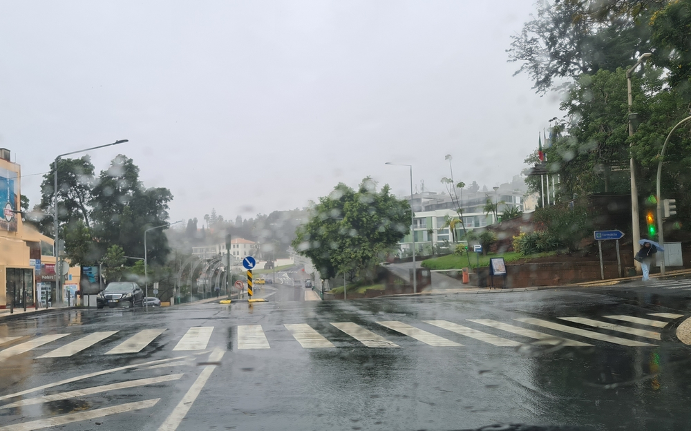 Sábado com chuva na Madeira