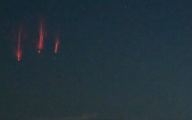 Fot&oacute;grafo madeirense capta "Sprites" na costa norte. Fen&oacute;meno raro registado em v&iacute;deo.