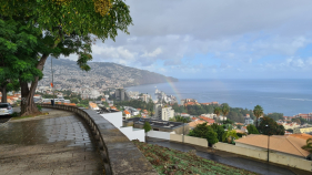 Chuva, vento e ondula&ccedil;&atilde;o forte a caminho da Madeira