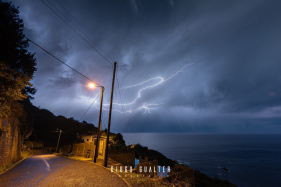 Registo fotogr&aacute;fico da trovoada a norte da Madeira