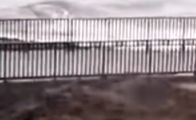 Ribeira da Madalena do Mar &agrave; beira de transbordar (v&iacute;deo)