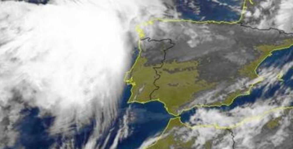 "Herminia" provoca vento, chuva, neve e agitação marítima no continente