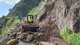 Queda de pedras, no Faial