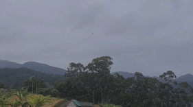 Helic&oacute;ptero em opera&ccedil;&atilde;o de resgate em Santana
