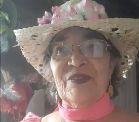 Cantora Aldora lan&ccedil;a apelo ao "bem e ao perd&atilde;o". Espreite o v&iacute;deo.