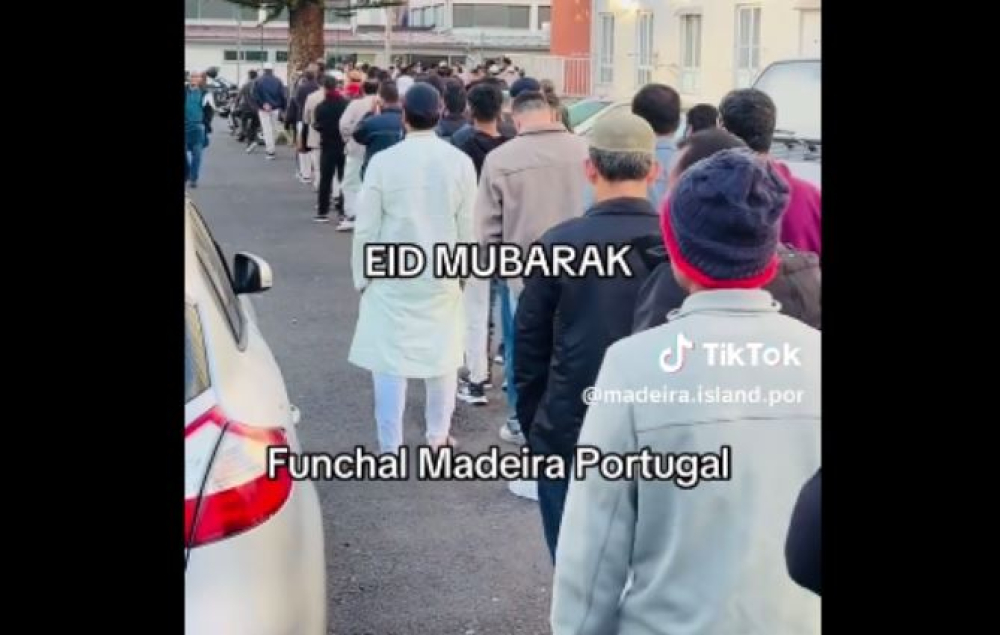 Centenas de muçulmanos celebram o fim do Ramadão, na Madeira (com vídeo)