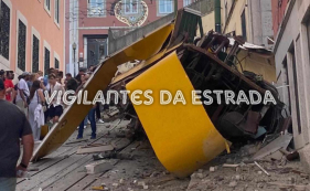Elevador da Gl&oacute;ria descarrilou (com v&iacute;deo)