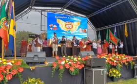 Grupo Cultura Popular canta "Madeira, Linda Madeira". Veja o v&iacute;deo