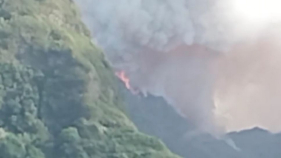 Chamas vis&iacute;veis na encosta da Boaventura (v&iacute;deo)